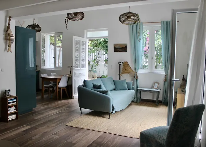 Dom wakacyjny La Charmette *